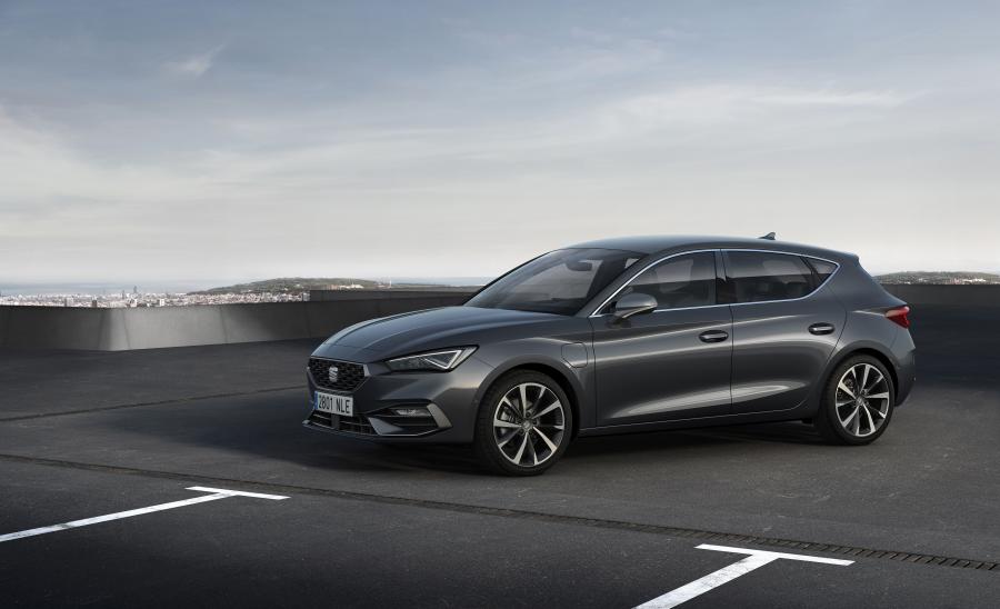  Seat Leon FR eHybrid 2020 года  (WW) (фото 1 из 5)